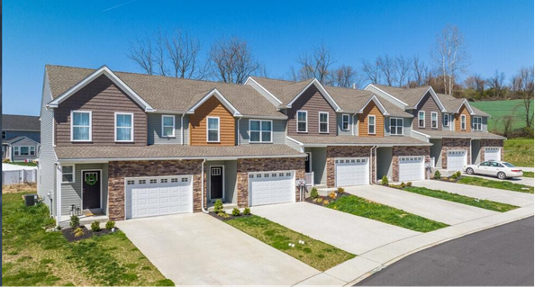 home and neighboors in sinking spring pa